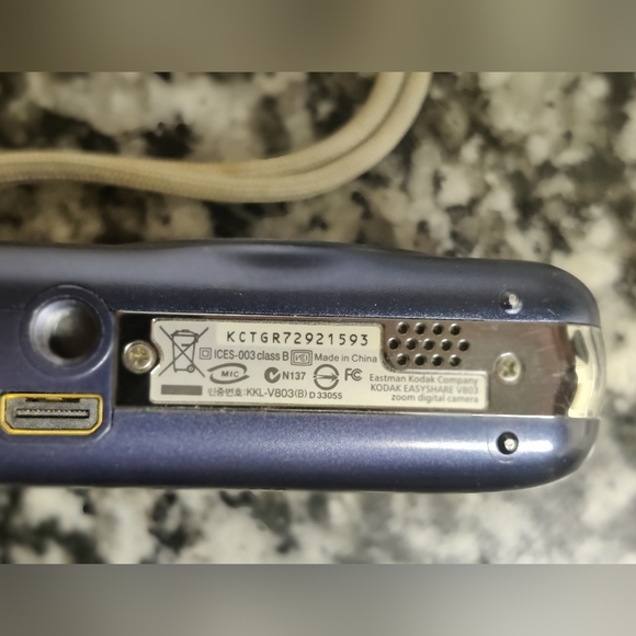 Kodak EasyShare V803 8.0MP Digital Camera - Tested and Works - Picture 4 of 9